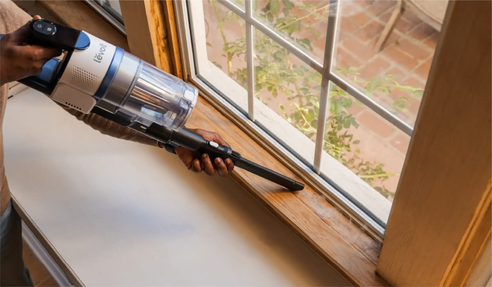 Senior-Friendly Cleaning: Lightweight Vacuum Solutions